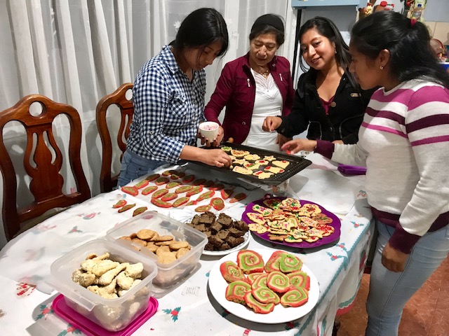 Christmas; Blending Traditions from both Americas